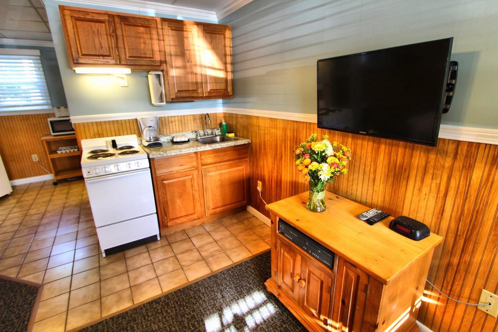 Island Manor Resort, A Vri Resort New Shoreham Bagian luar foto